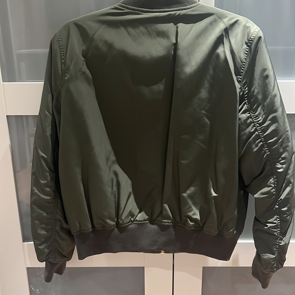 Jacket - Picture 4 of 6